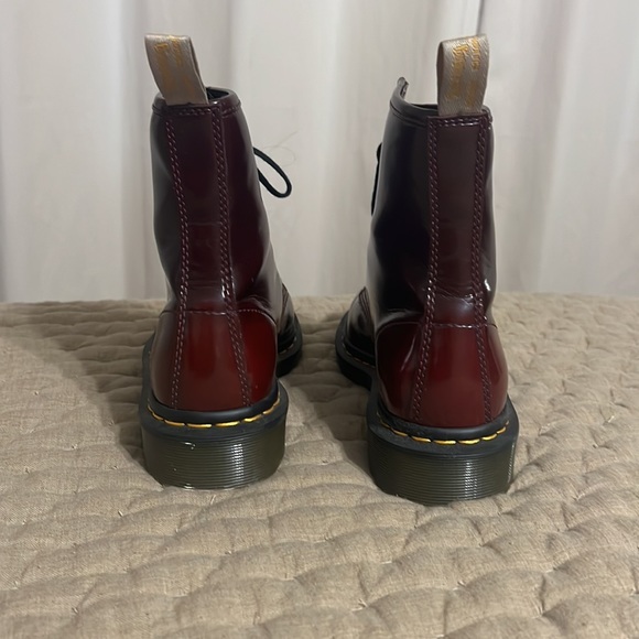 DR. MARTENS - Picture 3 of 4